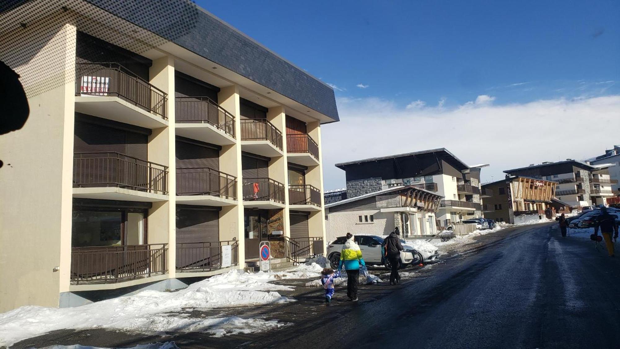 圣拉里苏朗Vue Panoramique Sur Les Pyrenees公寓 外观 照片
