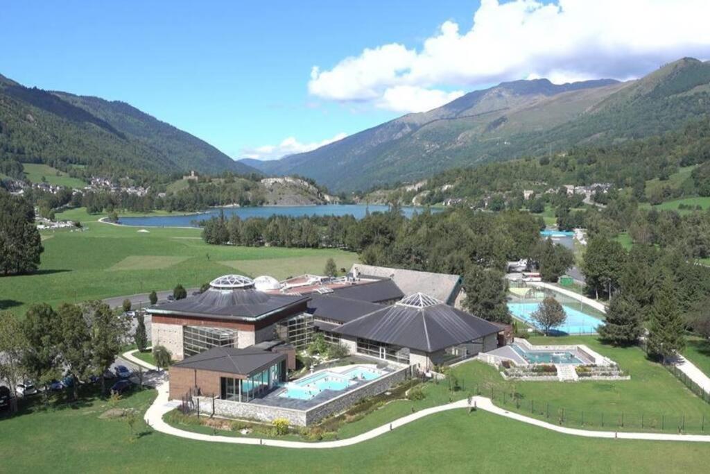 圣拉里苏朗Vue Panoramique Sur Les Pyrenees公寓 外观 照片