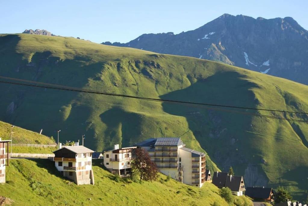 圣拉里苏朗Vue Panoramique Sur Les Pyrenees公寓 外观 照片